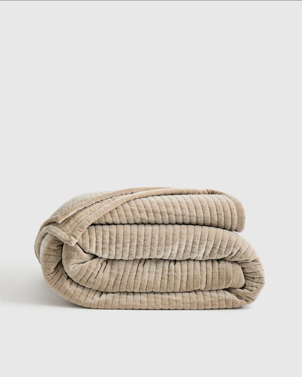 New Quince 100% Cotton Velvet Vertical Channel Quilt King / Cal King Light Taupe